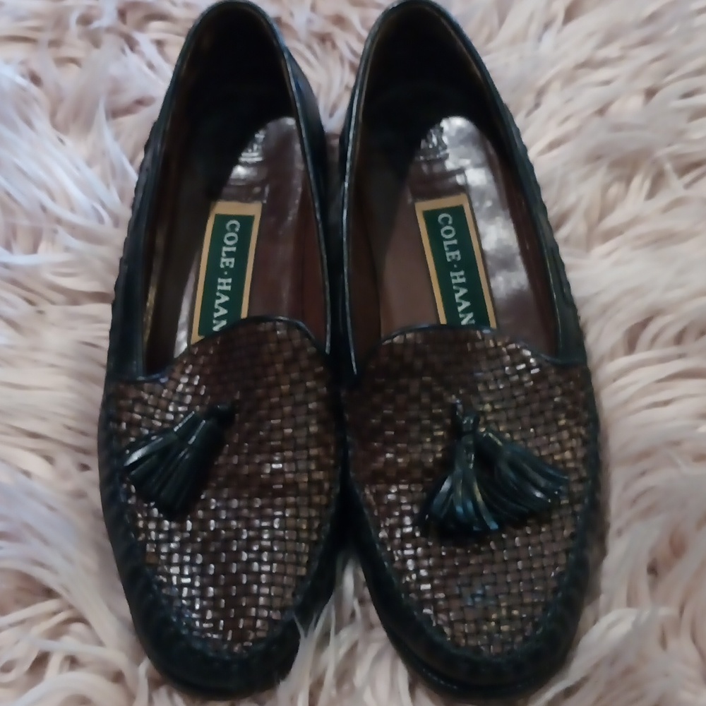 Cole Haan black and brown leather loafers size 7